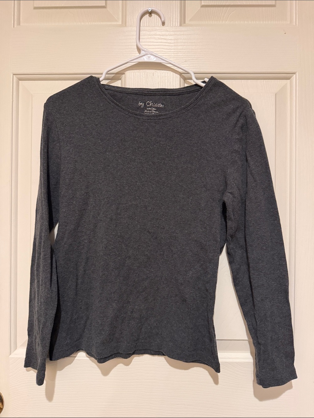 Chico's Dark Charcoal Long Sleeve Crewneck Top